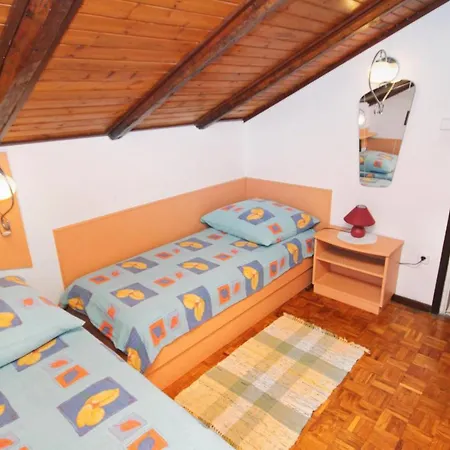 Apartment 416b *